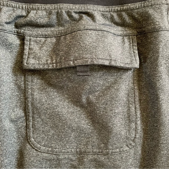 Prana Mens Breathe Shorts Size XL In Charcoal Gray - Picture 5 of 9